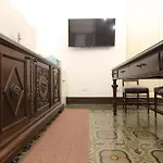 Santuzzamia Apartment